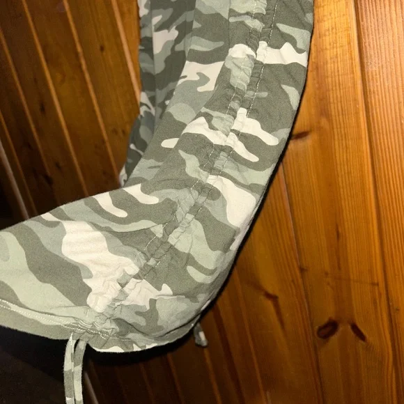 Pink camo fitted dress - Picture 4 of 5